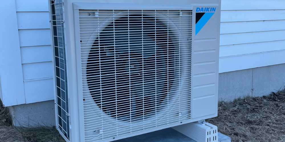 Outdoor Heat Pump Installation - Daikin